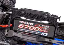 Maxx Slash (#102076-4) 4s Battery installed