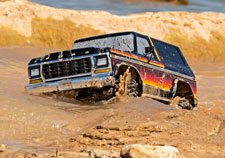 TRX-4 1979 Ford Bronco In Action